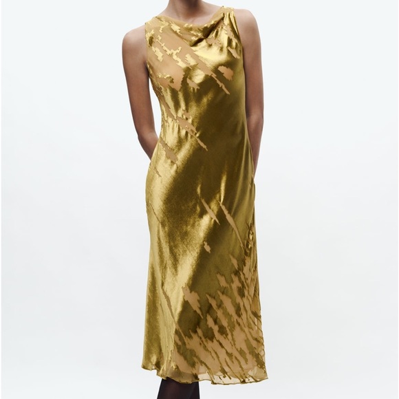 Zara velvet midi dress - Picture 4 of 16